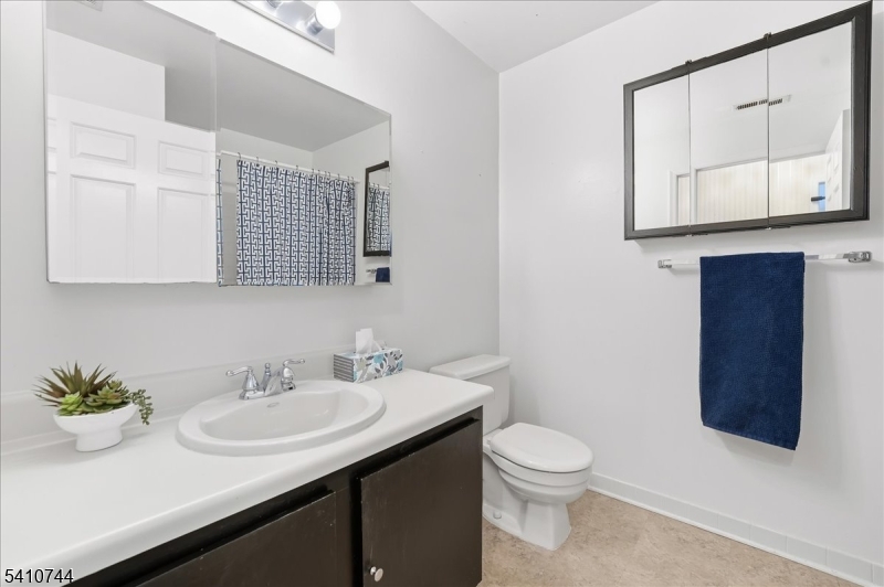 Aspen Manor - Residential