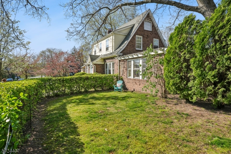 College Hill - Residential