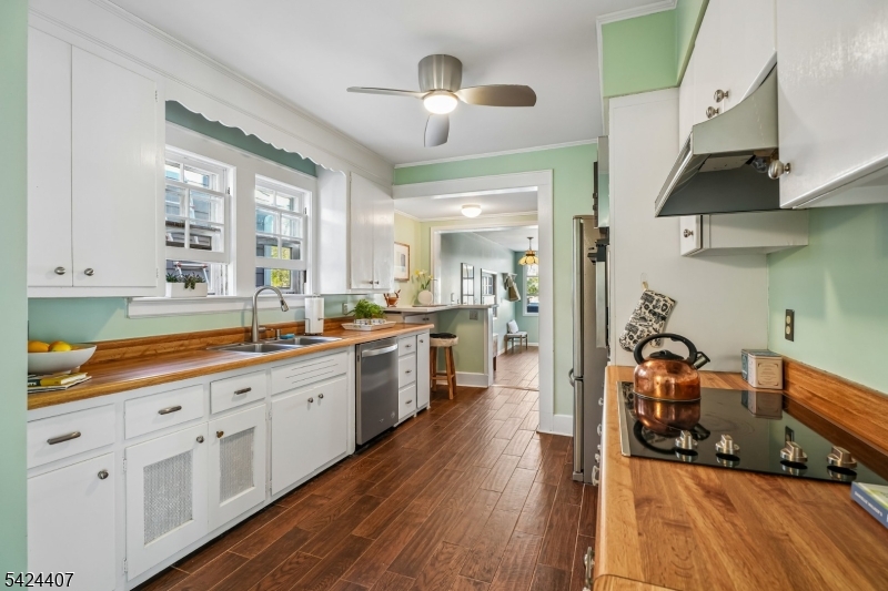 College Hill - Residential