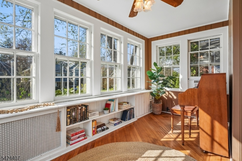 College Hill - Residential