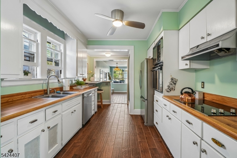 College Hill - Residential