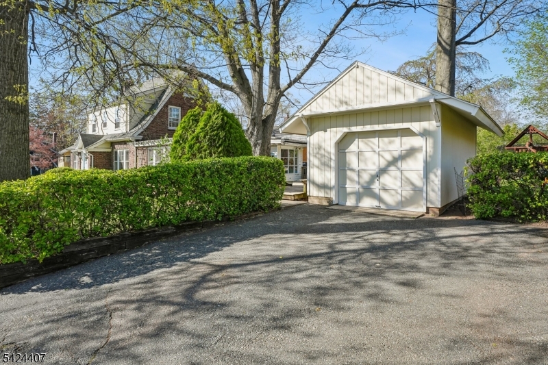 College Hill - Residential