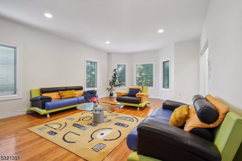 Laurel Hills - Residential