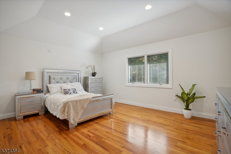 Laurel Hills - Residential