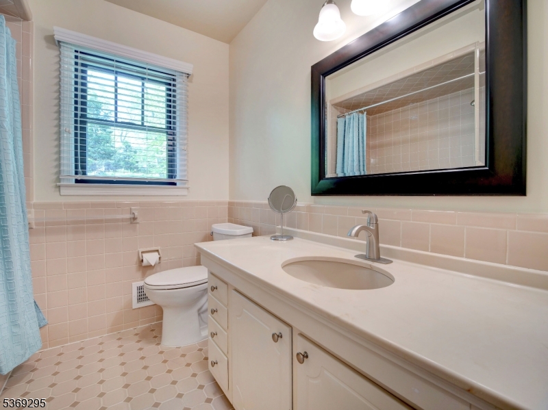 Springbrook Neighborhood - Residential Lease