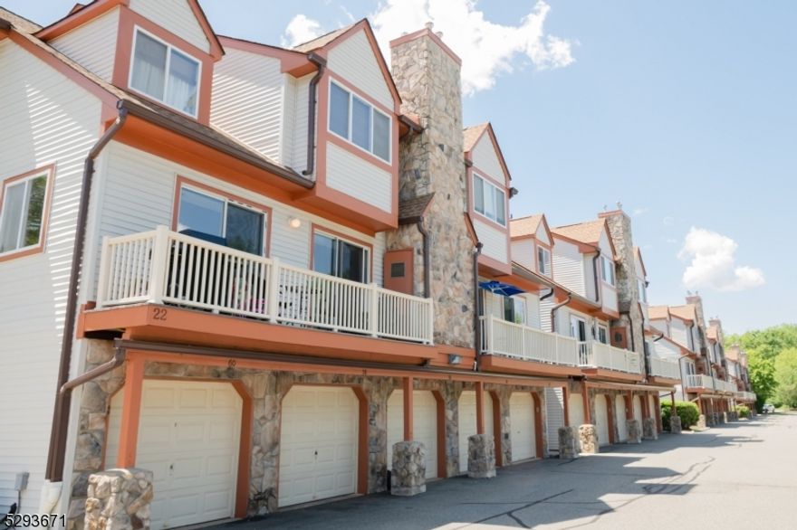 Desirable end unit in The Meadows. Updated kitchen with granite counters, cherry cabinets, & tile backsplash. Gas fireplace in the living room. Large bedrooms, 2 playgrounds, beautiful community pool, sidewalks, and pet friendly! No through traffic. Very convenient location, within minutes of shopping, dining, schools, Commuter routes 10,46, 80,& 206 .... Plus the Mount Arlington train station. Less than 2 miles to Horseshoe lake recreation complex & beach!