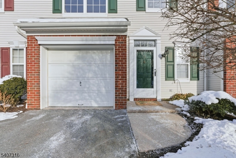 Jade Mountain - Residential