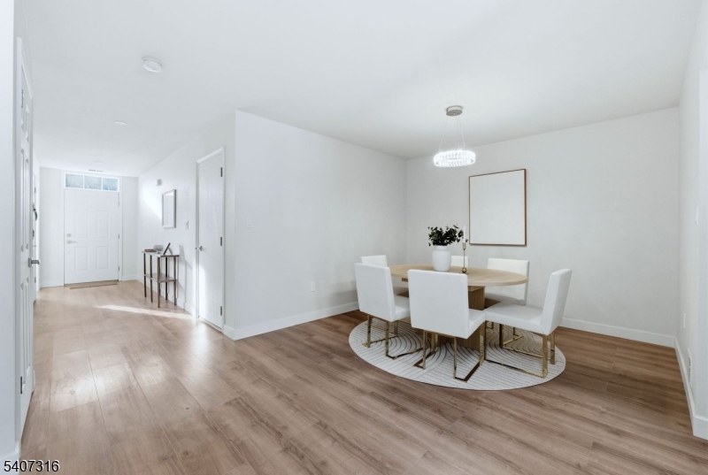 Jade Mountain - Residential