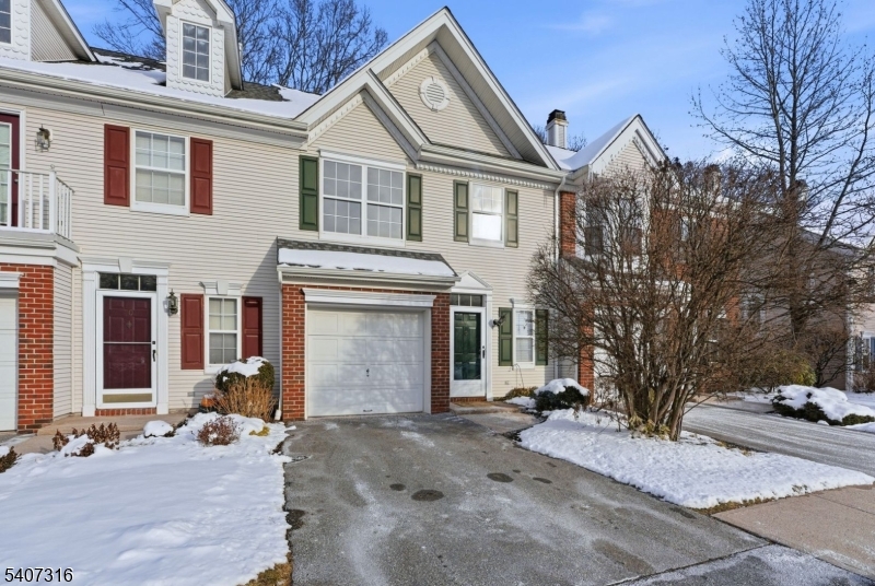 Jade Mountain - Residential