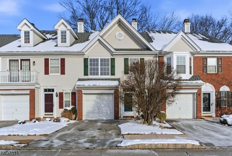 Jade Mountain - Residential