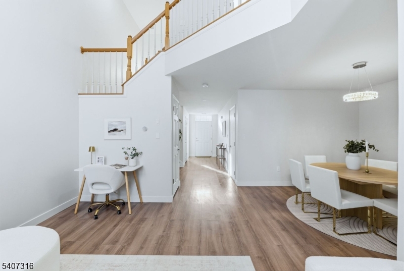 Jade Mountain - Residential