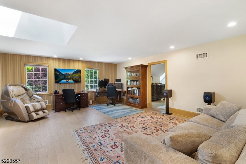 Estate location - Residential