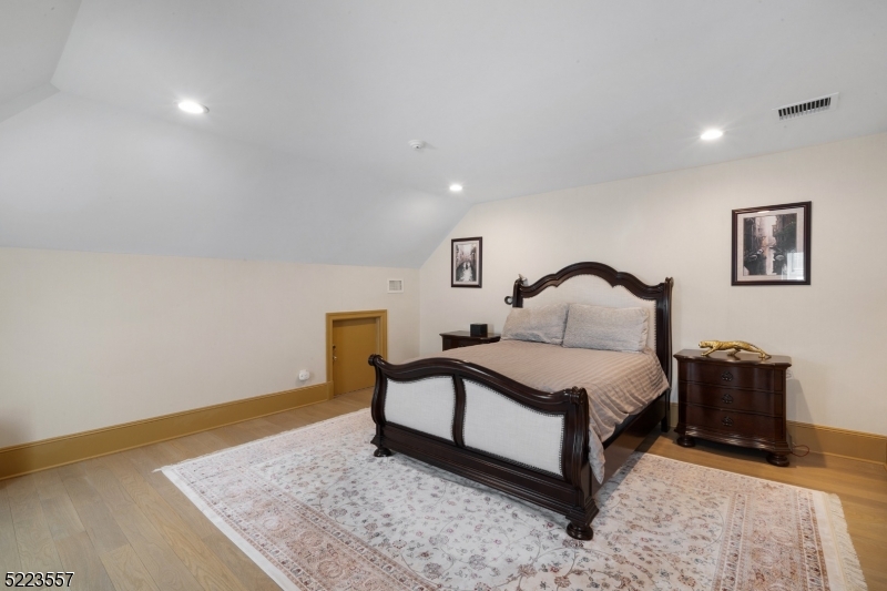 Estate location - Residential