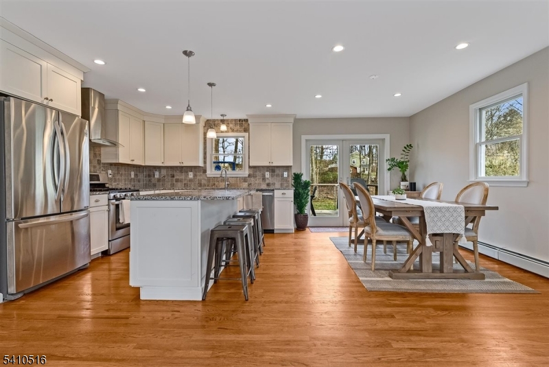 Ironia - Residential