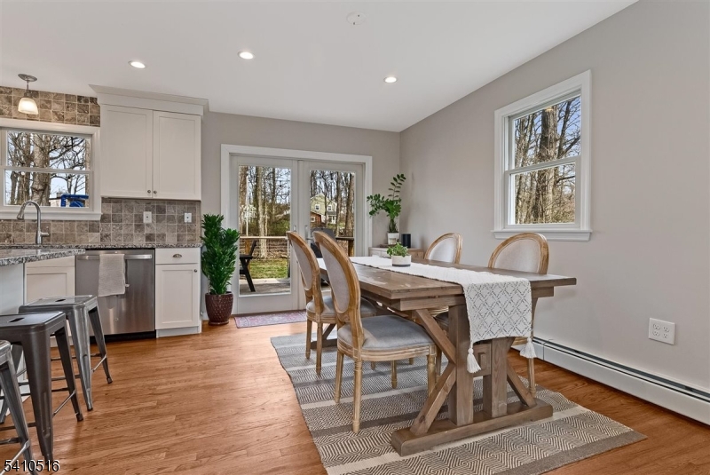 Ironia - Residential