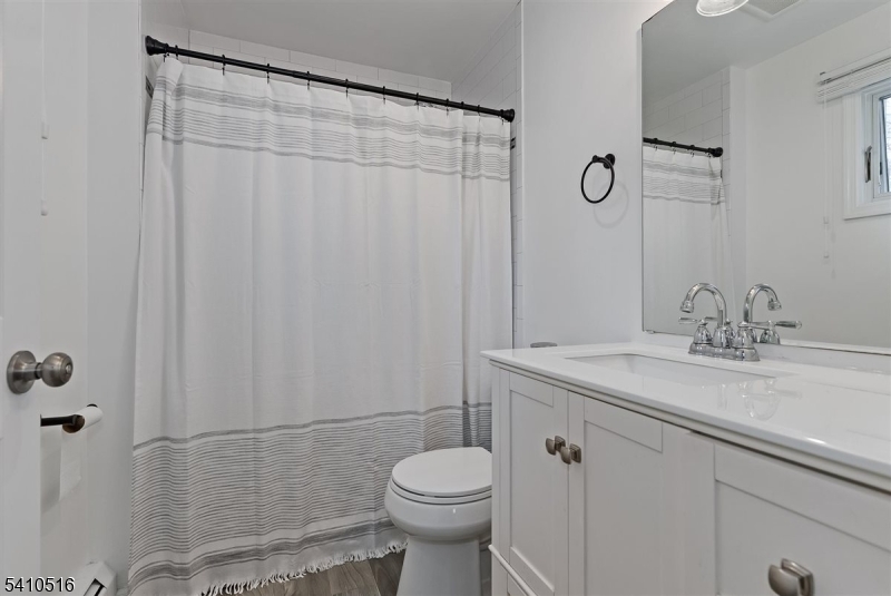 Ironia - Residential