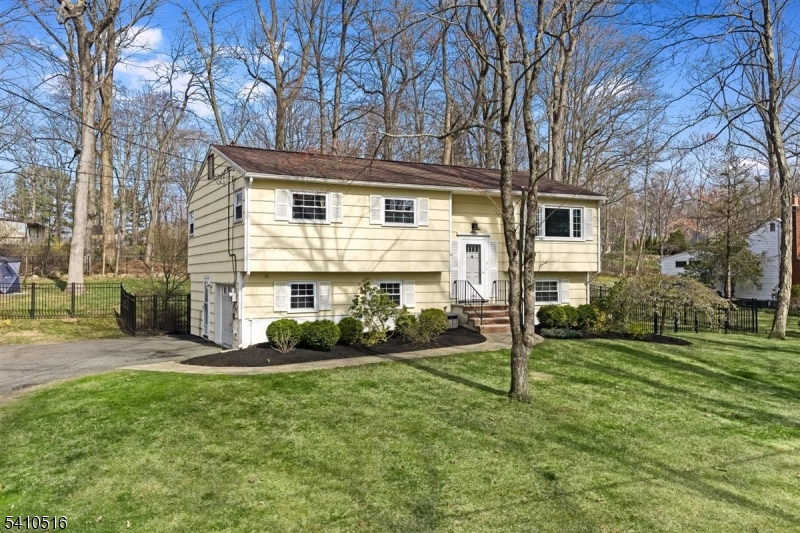 Ironia - Residential