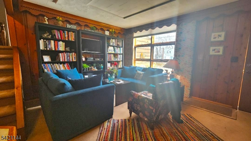 BYRAM BAY - Residential