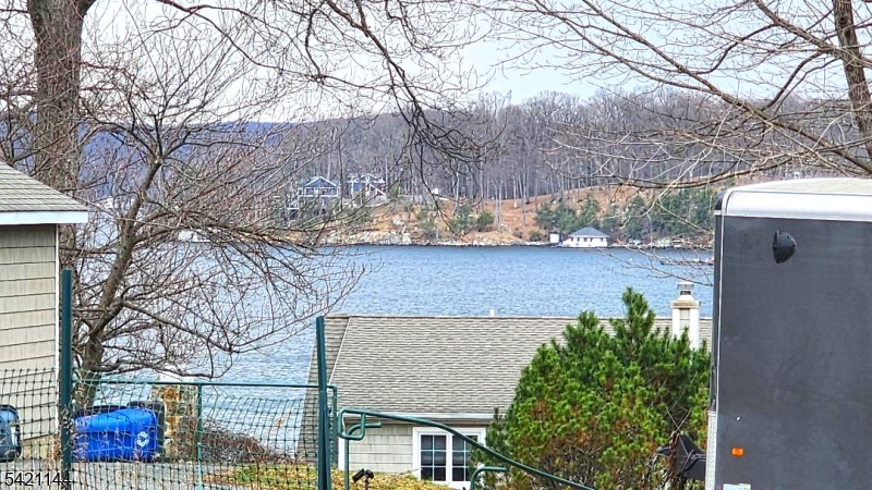 BYRAM BAY - Residential