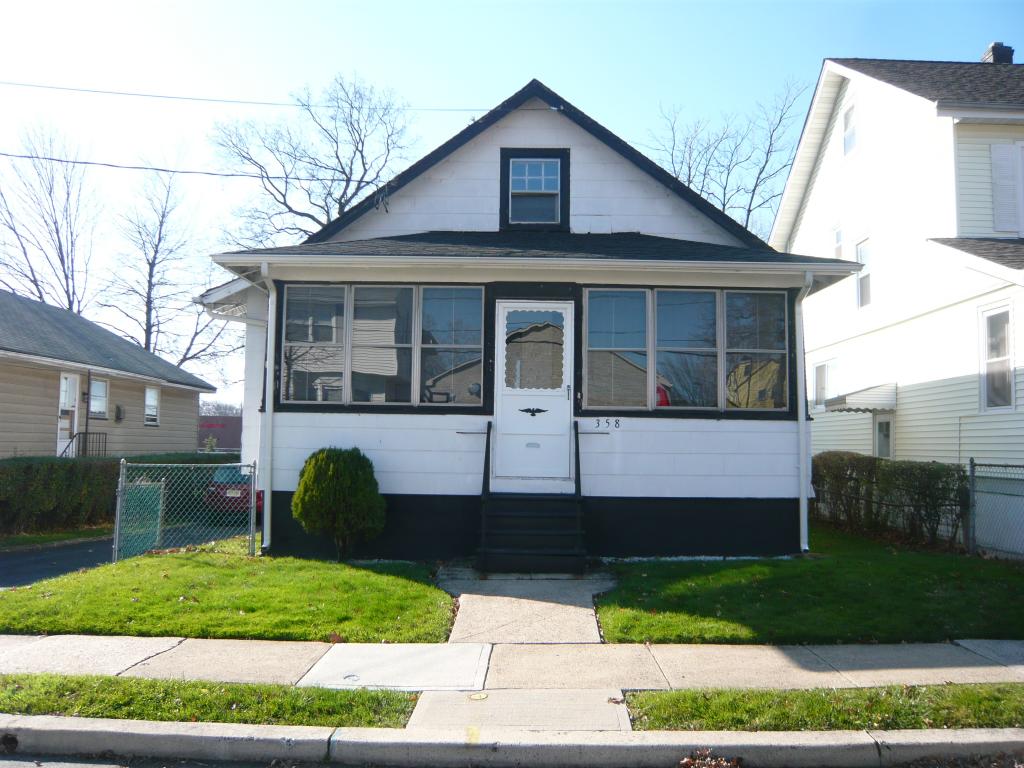 IRONBOUND - Residential Lease