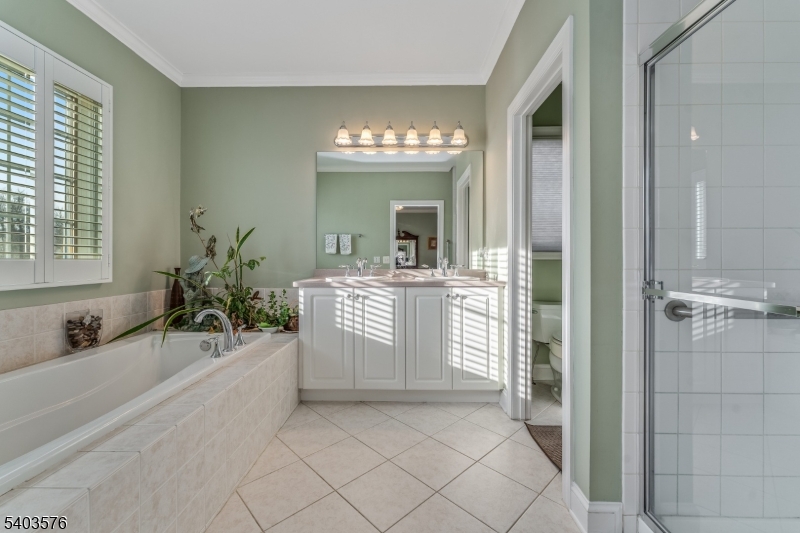 Hawk Point Reserve - Residential