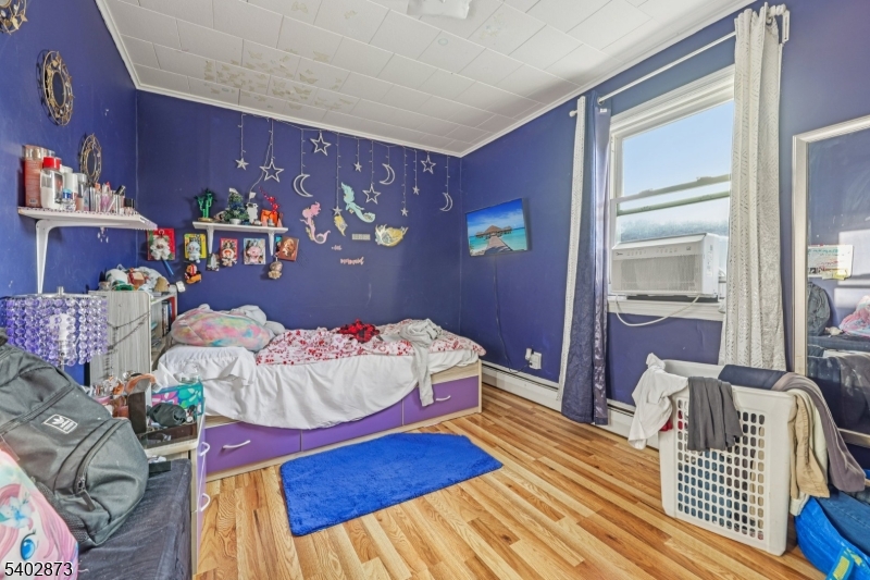 Port Section - Residential Income