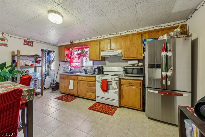 Port Section - Residential Income