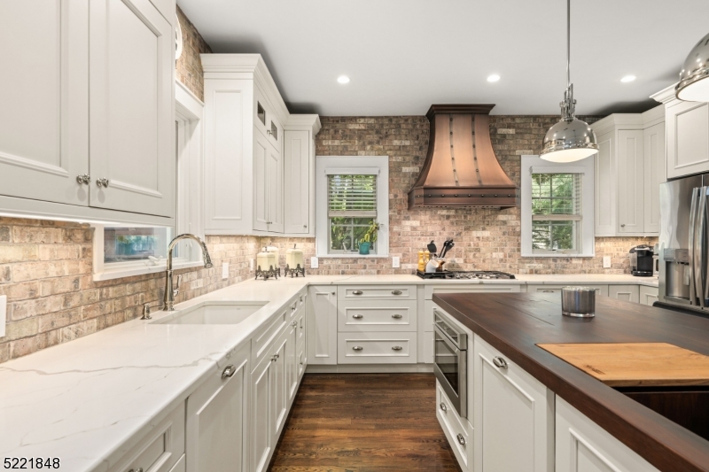 Rolling Hill - Residential