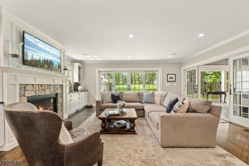 Rolling Hill - Residential