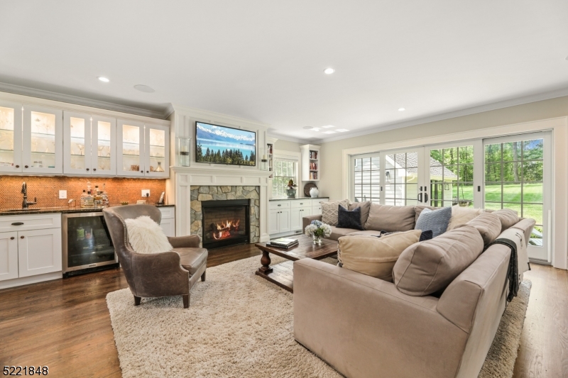 Rolling Hill - Residential