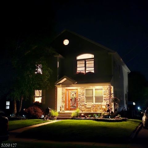 1134 Gress St, Manville Boro, NJ 08835 - #: 3964158