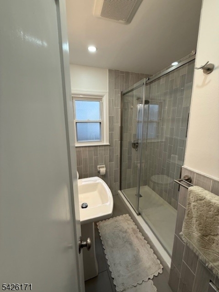 Lincoln Village - Residential