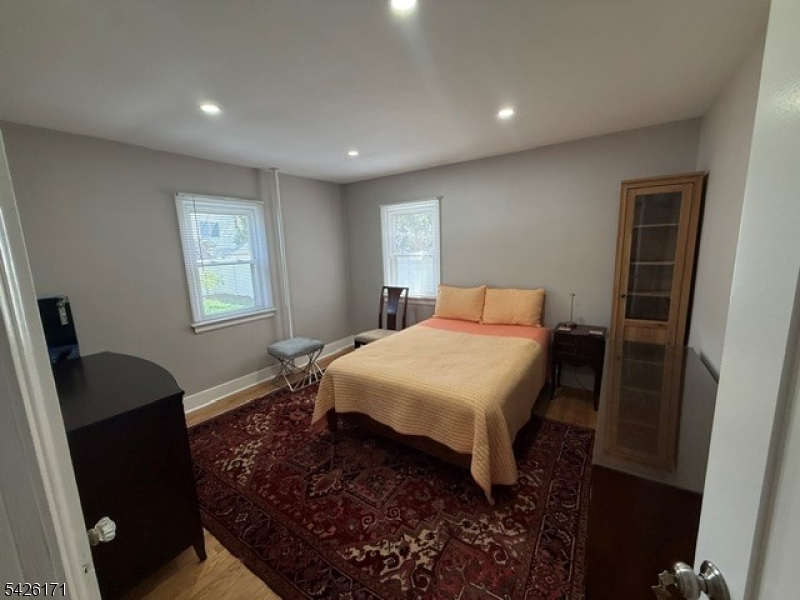 Lincoln Village - Residential