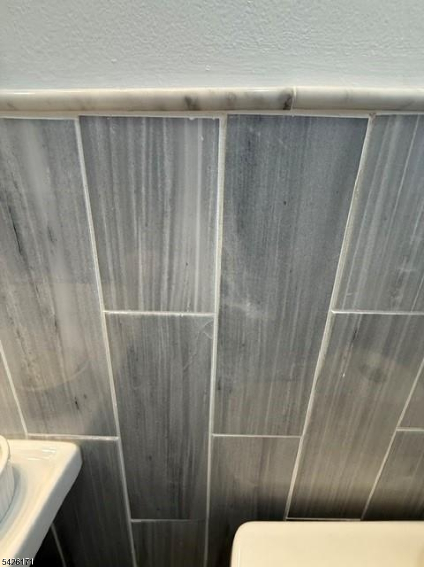 Lincoln Village - Residential