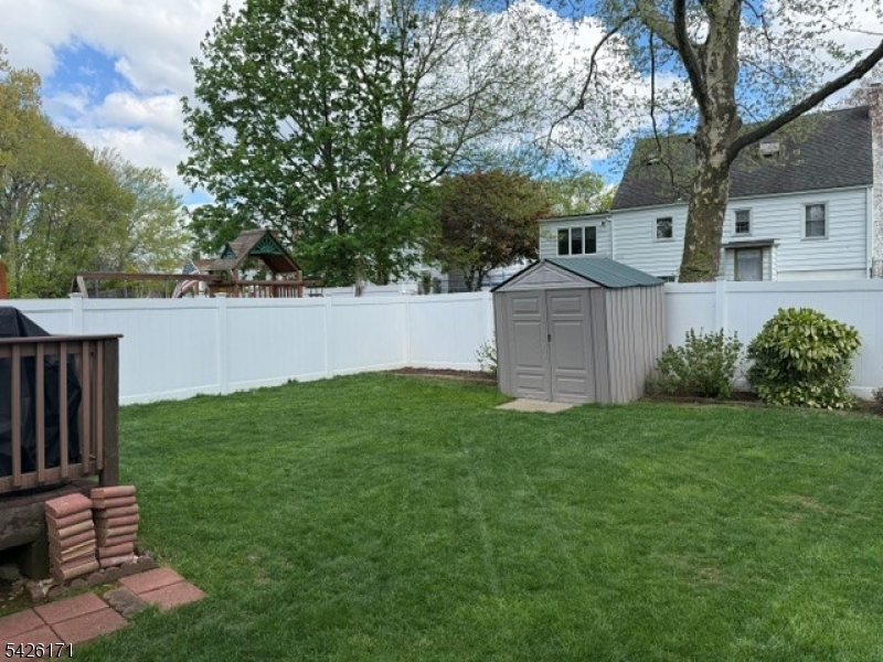 Lincoln Village - Residential