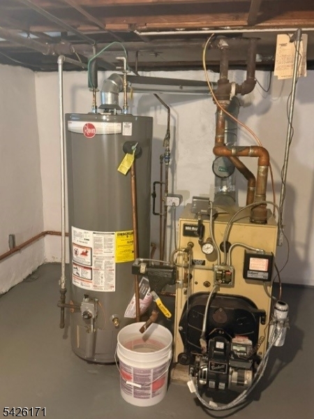 Lincoln Village - Residential