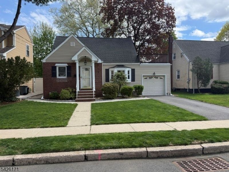 Lincoln Village - Residential