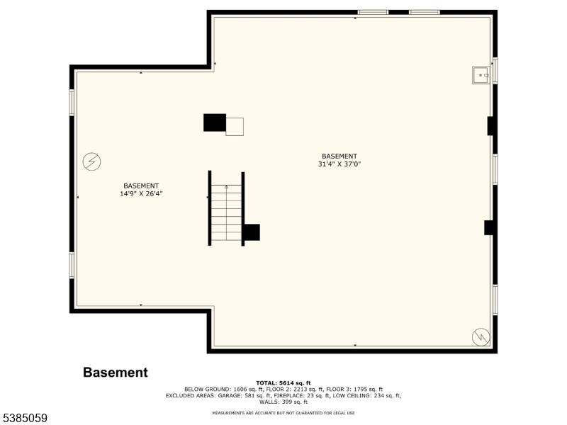 Main image without alt text