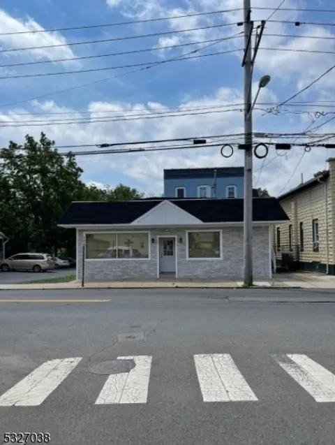 MLS: 3936766