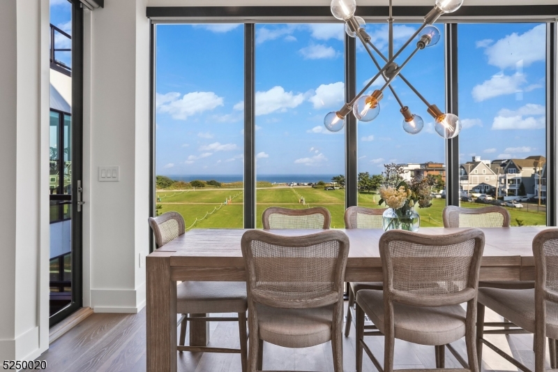 The Reef - Residential