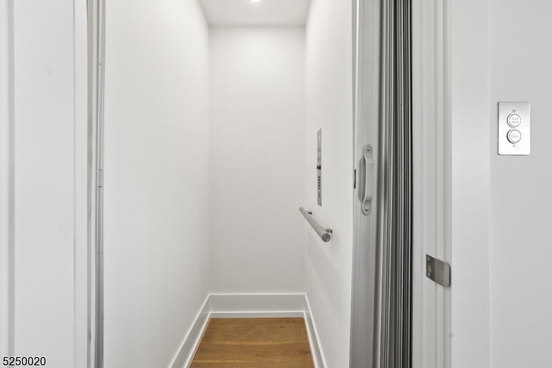 The Reef - Residential