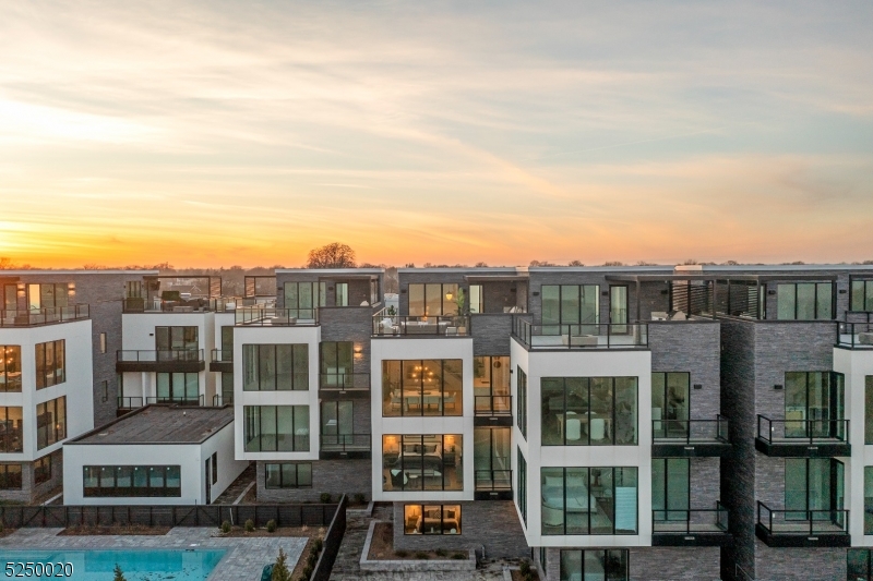 The Reef - Residential