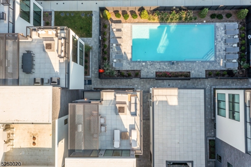 The Reef - Residential