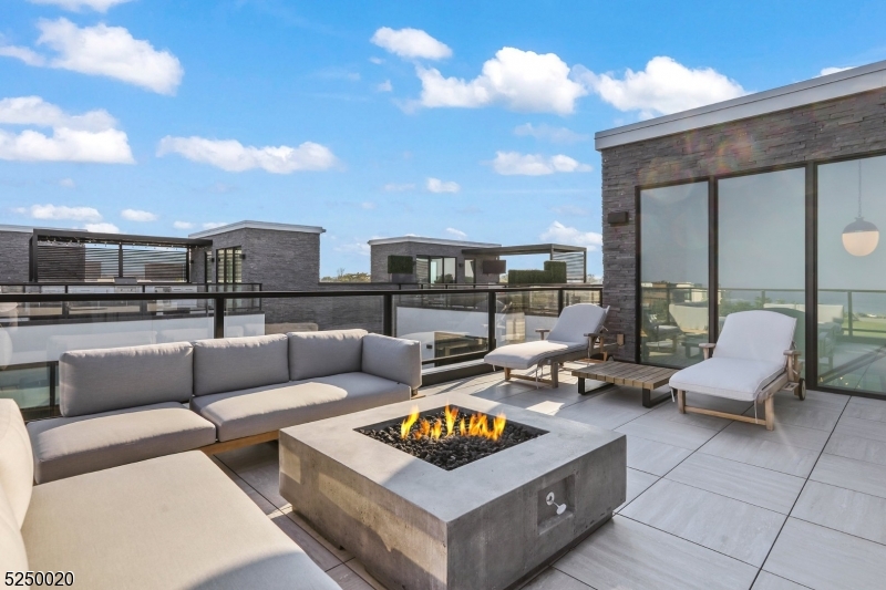 The Reef - Residential