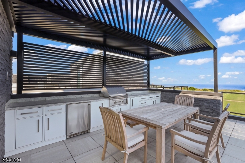 The Reef - Residential