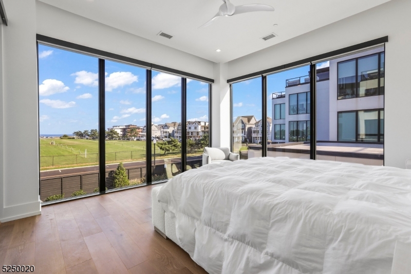 The Reef - Residential