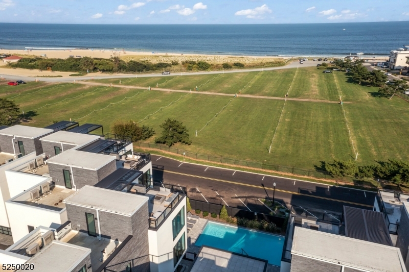 The Reef - Residential