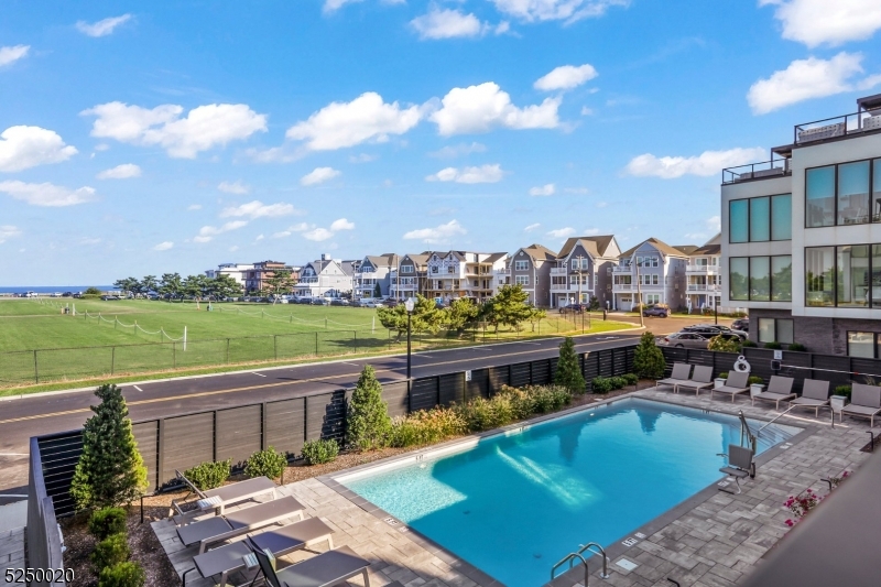 The Reef - Residential