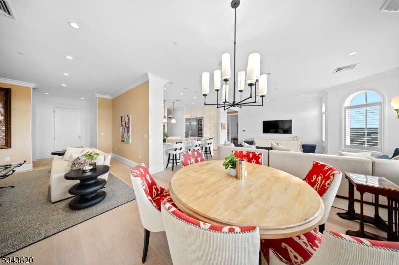 409 Metzger Dr 409
