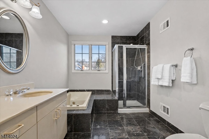 Changebridge at Montville - Residential